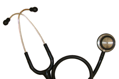 سماعة طبية ترمز إلى مهنة الطب والتكوين التخصصي للأطباء